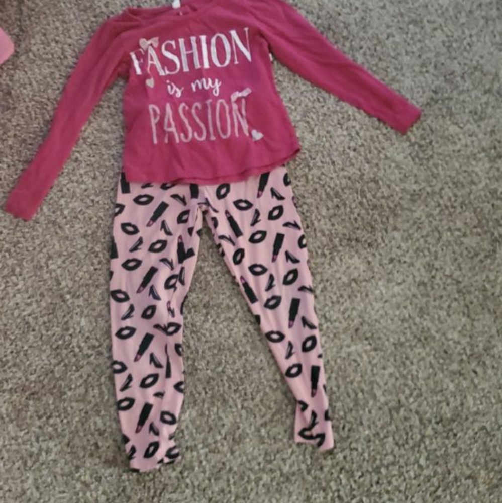 Girls clothes